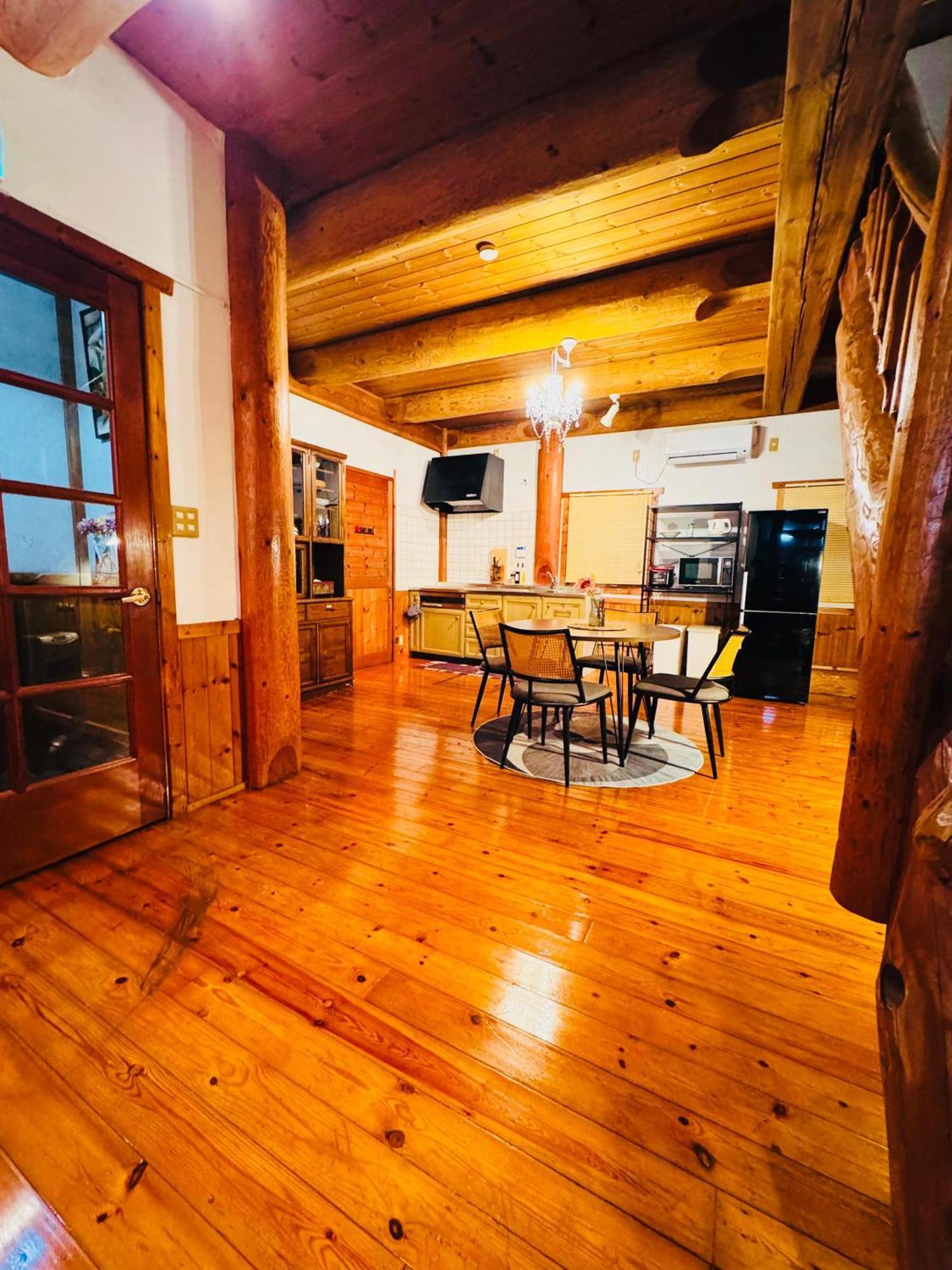 Yufuin Log House No Yado Tom Sawyer Hotell Eksteriør bilde